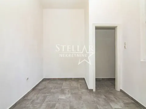 Izdavanje, poslovni prostor, 69m², Centar, Podgorica - image 5
