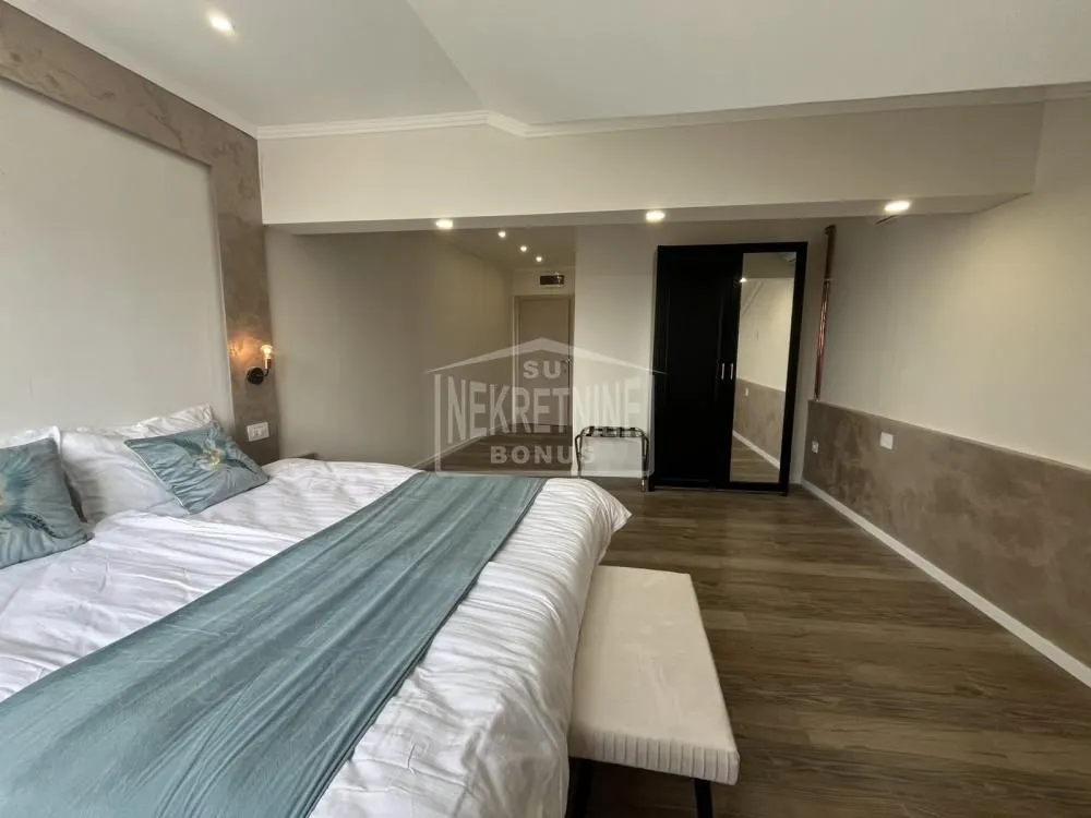 Prodaja, stan, 195m², Prozivka, Subotica