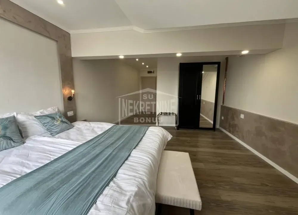 Prodaja, stan, 195m², Prozivka, Subotica