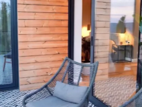 Prodaja, četvorosoban stan, 176m², Tivat, Crna Gora - image 15