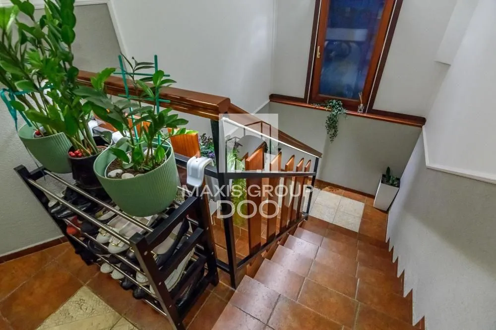 Prodaja, četvorosoban stan, 131m², Gundulićev Venac, Beograd