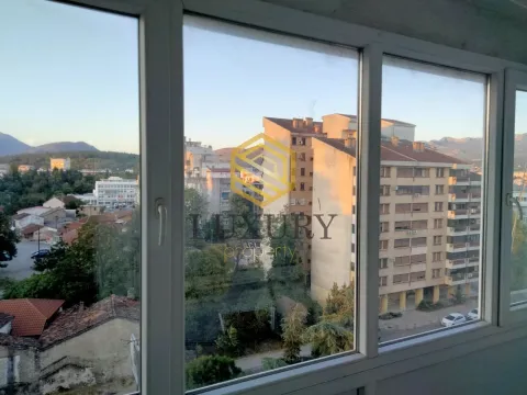 Izdavanje, garsonjera, 33m², Centar, Podgorica - image 2