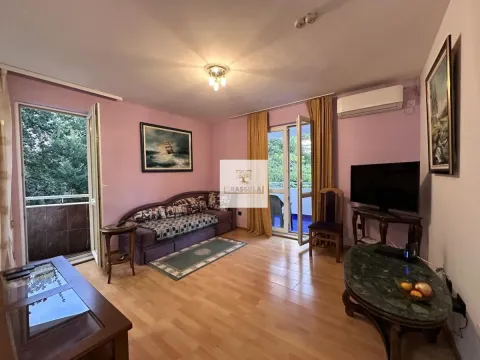 Prodaja, jednosoban stan, 52m², Centar, Budva