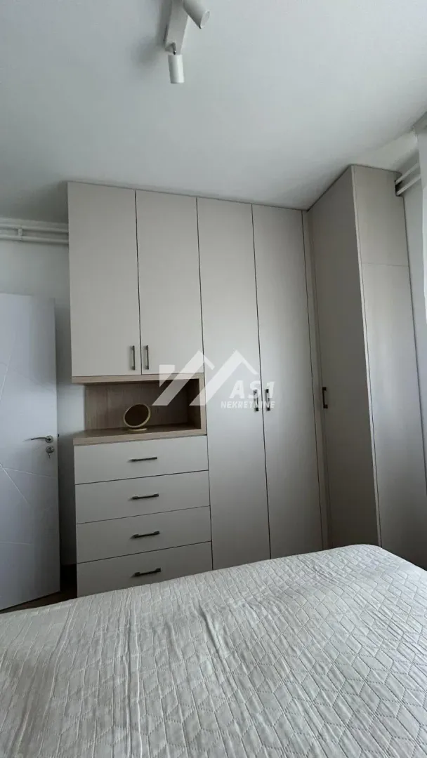 Izdavanje, jednosoban stan, 35m², Liman 2, Novi Sad Sve Podlokacije
