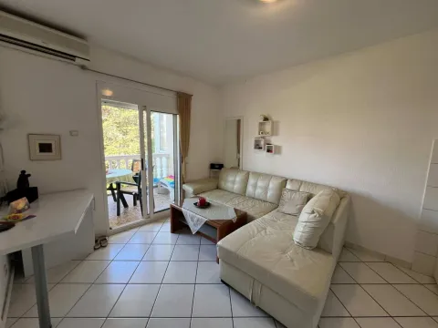 Rent, apartment, 39m², Budva, Crna Gora - image 5