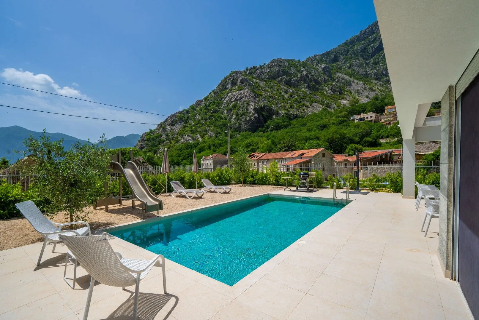 Sale, house, 249m², Orahovac, Kotor