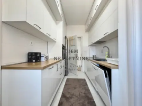 Izdavanje, trosoban stan, 102m², Zabjelo, Podgorica - image 9