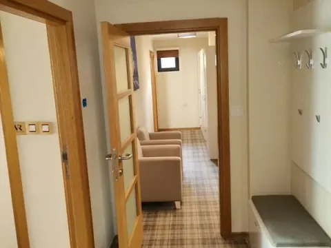 Rent, four bedroom apartment, 101m², Vračar Centar, Vračar Sve Podlokacije - image 4