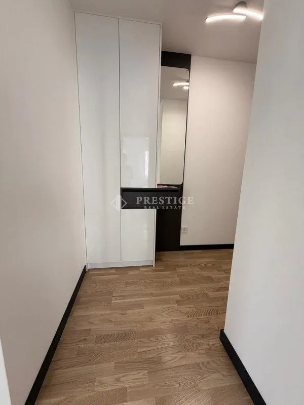Izdavanje, dvosoban stan, 57m², Pod Goricom, Podgorica