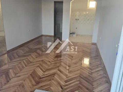 Prodaja, stan, 23m², Adamovićevo Naselje, Novi Sad Sve Podlokacije - image 2