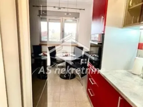 Izdavanje, trosoban stan, 70m², Banovo Brdo, Beograd - image 4