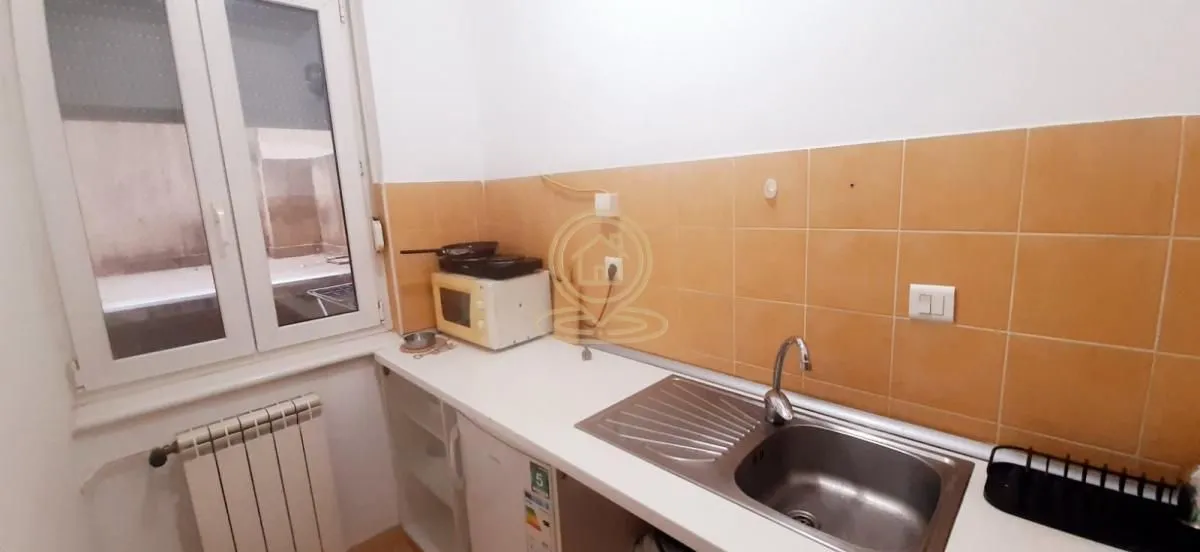 Rent, one bedroom apartment, 30m², Stari Grad, Beograd