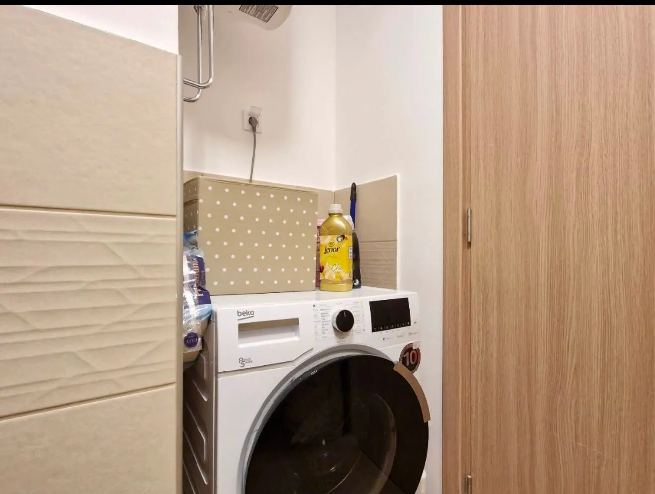 Rent, one bedroom apartment, 42m², Bijeli Do, Budva