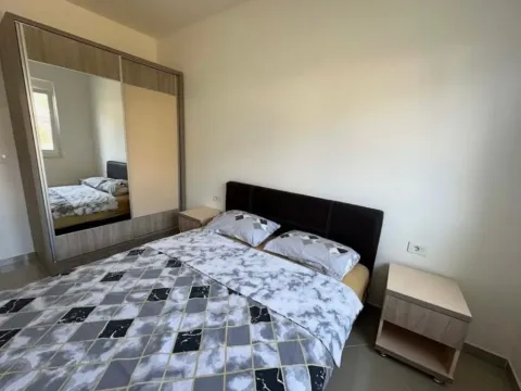 Izdavanje, stan, 59m², Šušanj, Bar - image 8