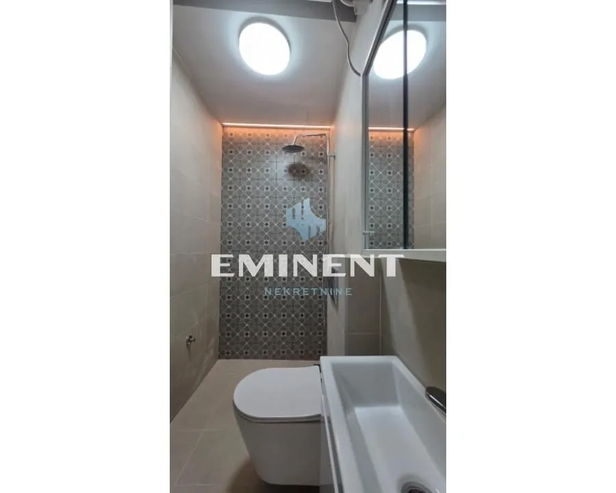 Rent, office space, 37m², Savski Venac, Beograd