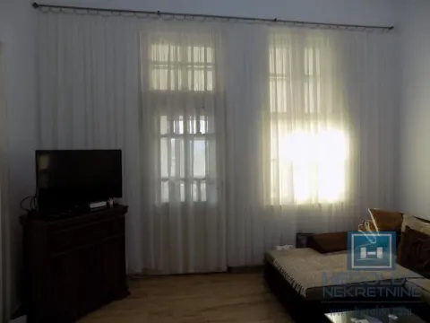 Prodaja, trosoban stan, 104m², Ćuprija, Srbija - image 30