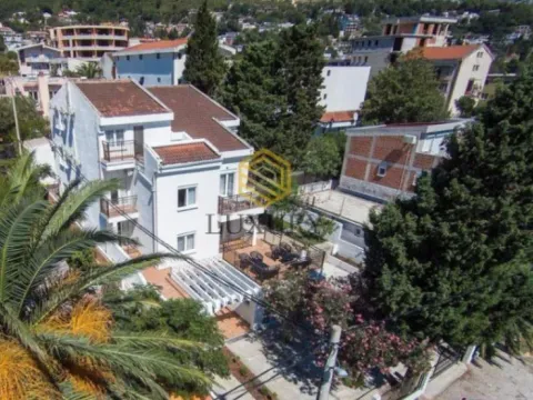 Prodaja, kuća, 376m², Sutomore, Bar