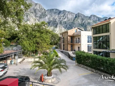 Prodaja, dvosoban stan, 104m², Orahovac, Kotor - image 41