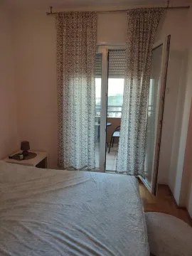 Rent, one bedroom apartment, 45m², Gintaš, Podgorica - image 8