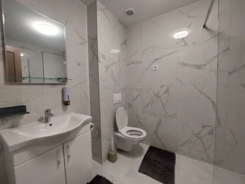 Rent, two bedroom apartment, 70m², Radanovići, Kotor - image 10