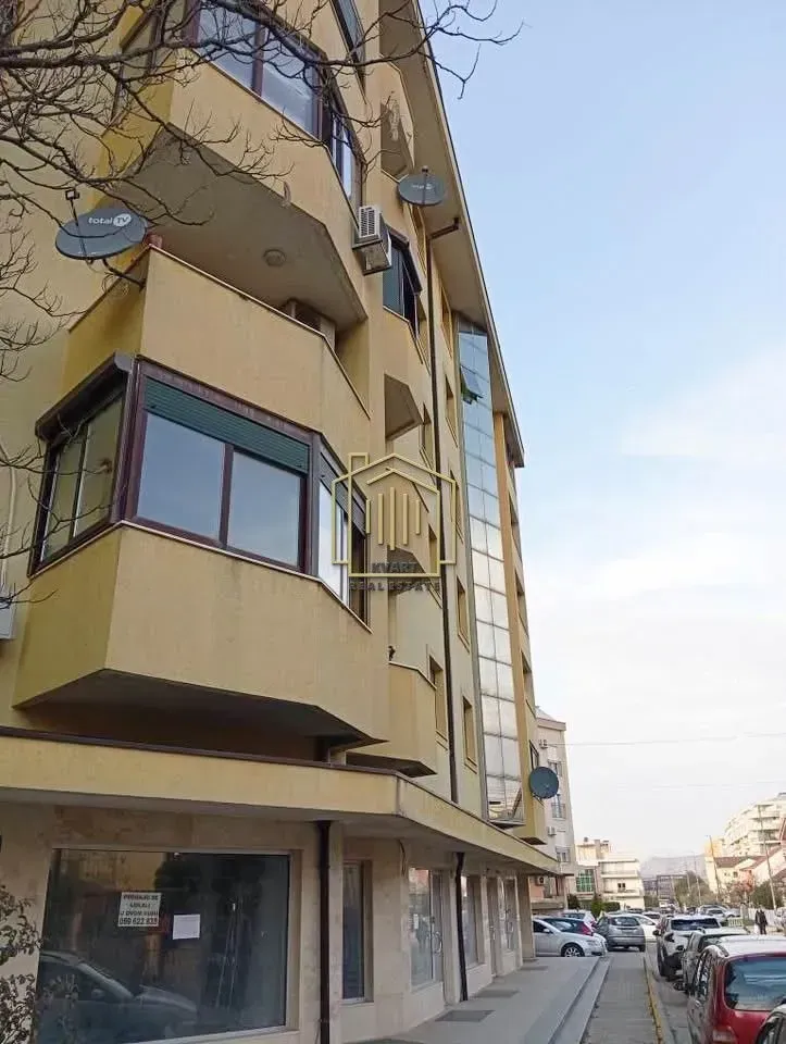 Prodaja, jednosoban stan, 40m², Stari Aerodrom, Podgorica