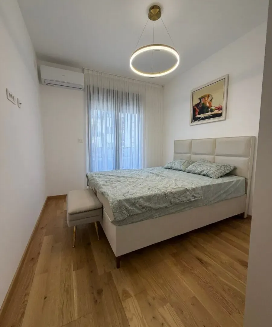 Izdavanje, jednosoban stan, 48m², City Kvart, Podgorica