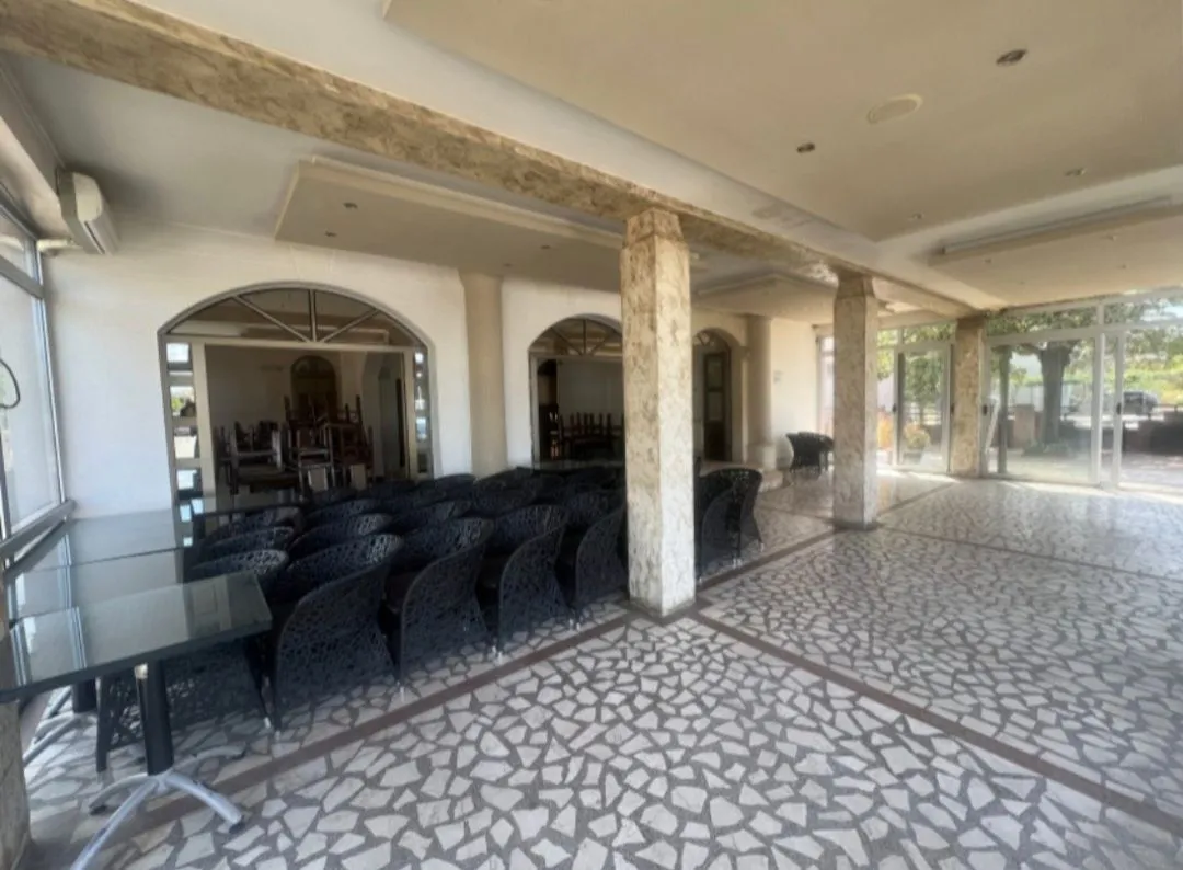 Sale, house, 450m², Zlatica, Podgorica