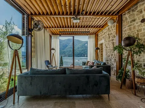 Prodaja, kuća, 258m², Perast, Kotor - image 3