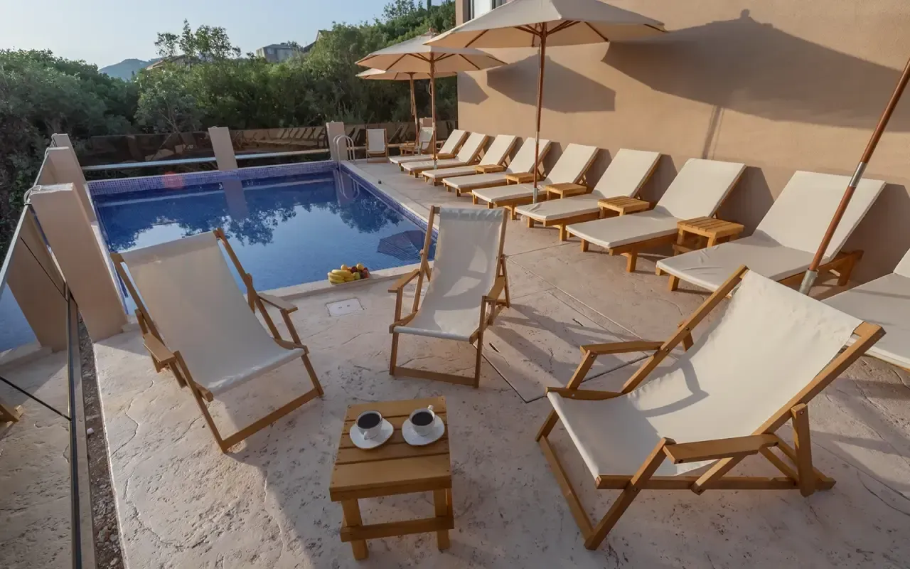 Rent, one bedroom apartment, 35m², Dobra Voda, Budva