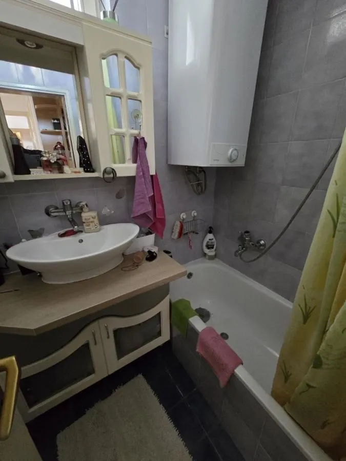 Prodaja, četvorosoban stan, 105m², Grbavica, Novi Sad Sve Podlokacije
