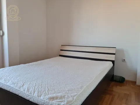 Izdavanje, dvosoban stan, 48m², Centar, Novi Sad - image 4