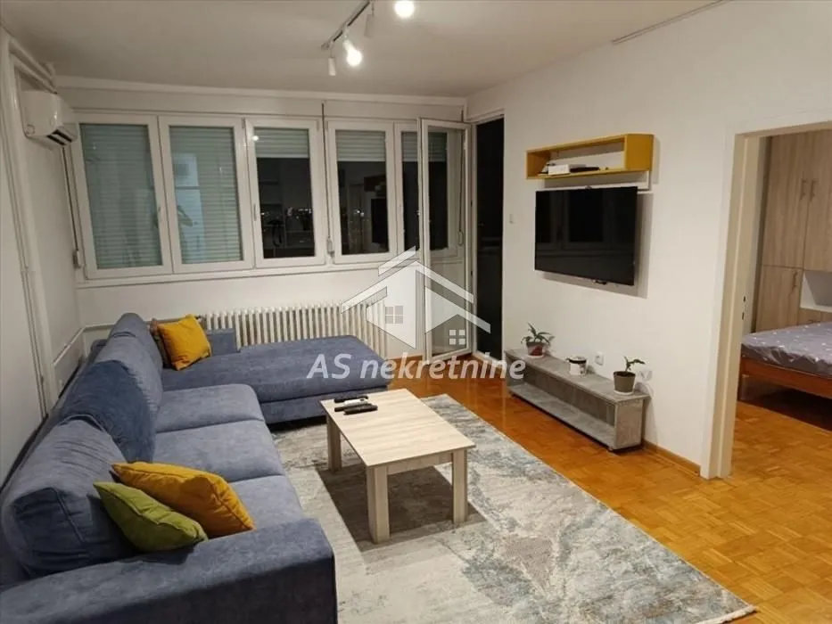 Rent, three bedroom apartment, 73m², Đeram Pijaca, Beograd