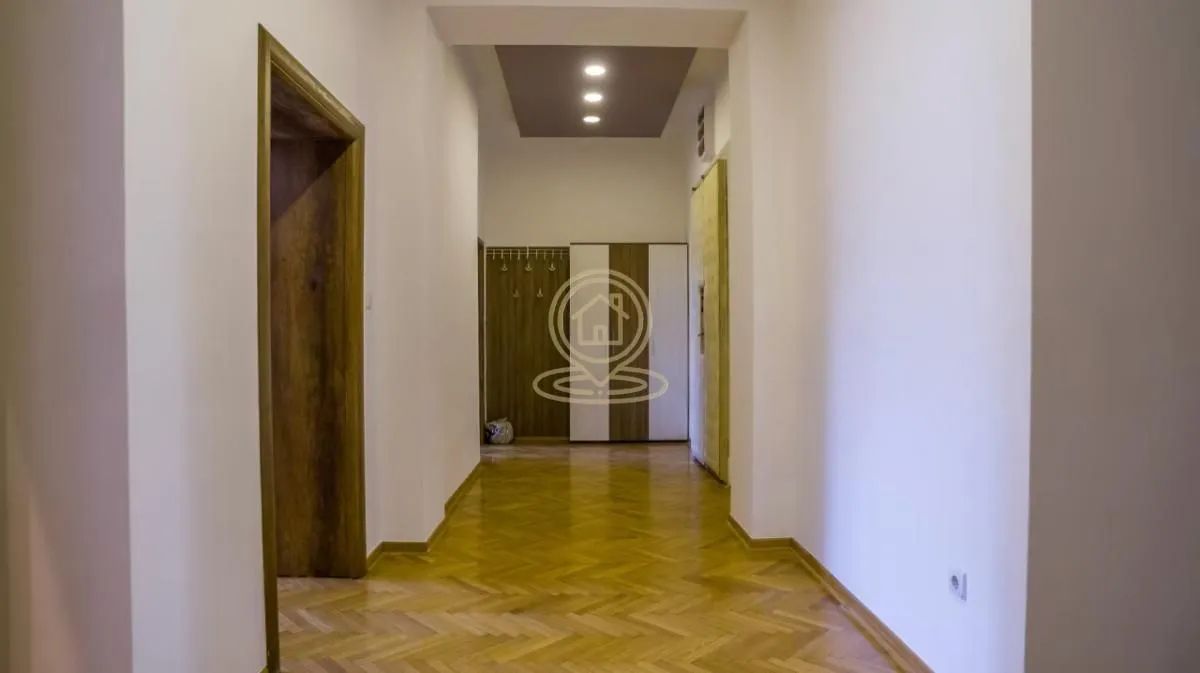 Rent, four bedroom apartment, 100m², Savski Venac, Beograd