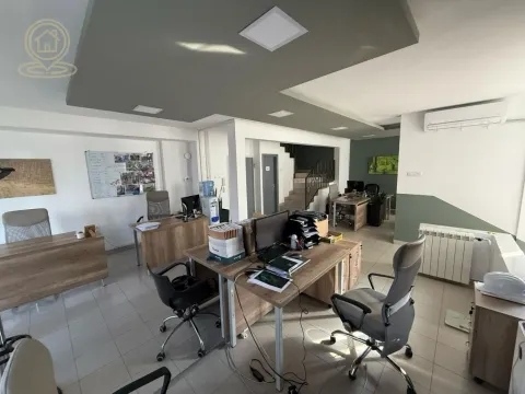 Rent, office space, 235m², Voždovac Sve Podlokacije, Beograd - image 5