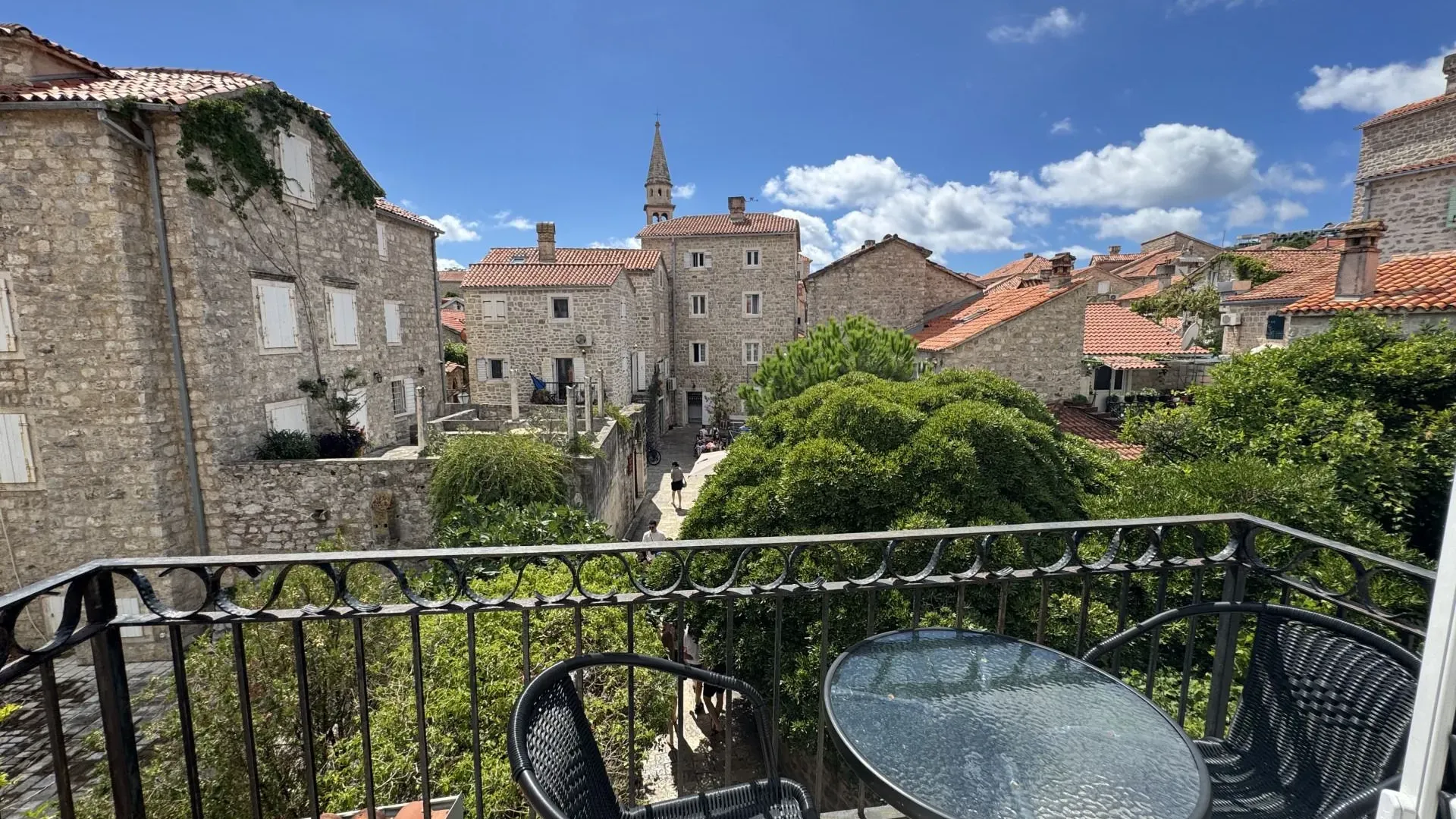 Izdavanje, jednosoban stan, 40m², Stari Grad, Budva
