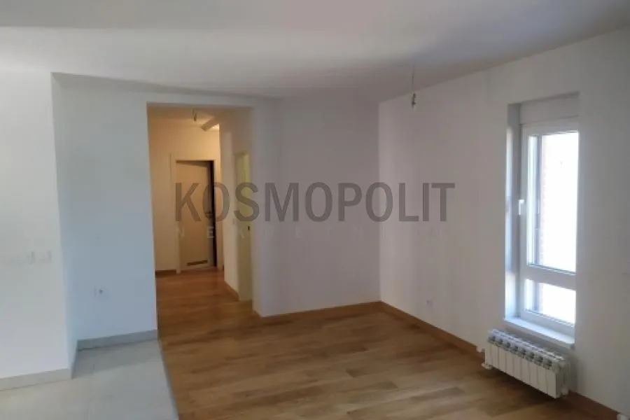 Prodaja, trosoban stan, 84m², Tošin bunar, Novi Beograd Sve Podlokacije