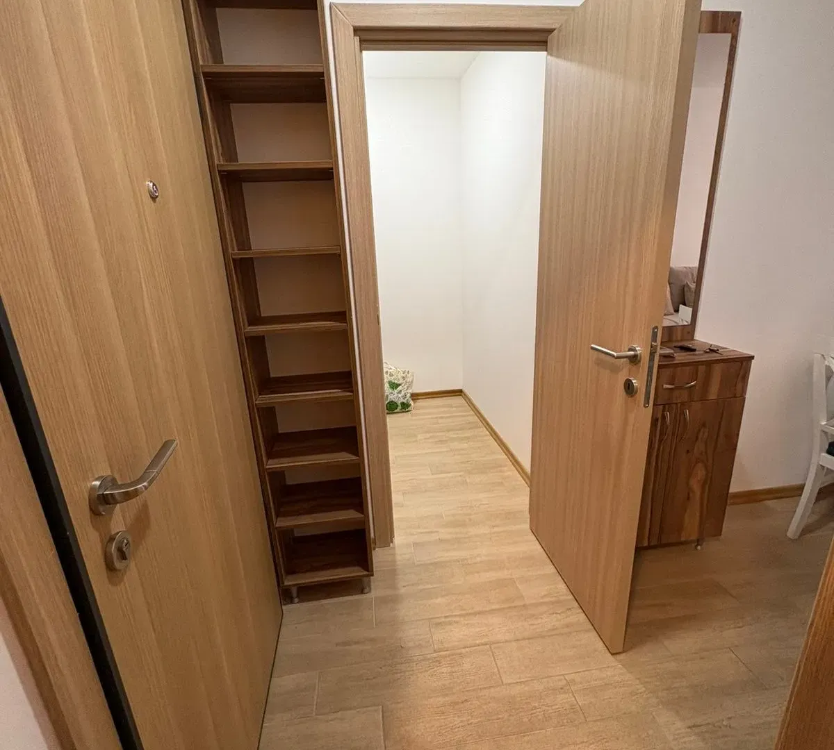 Rent, studio apartment, 37m², Golubovina, Budva