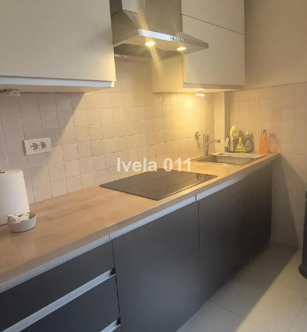 Sale, two bedroom apartment, 72m², Kalenić Pijaca, Vračar Sve Podlokacije