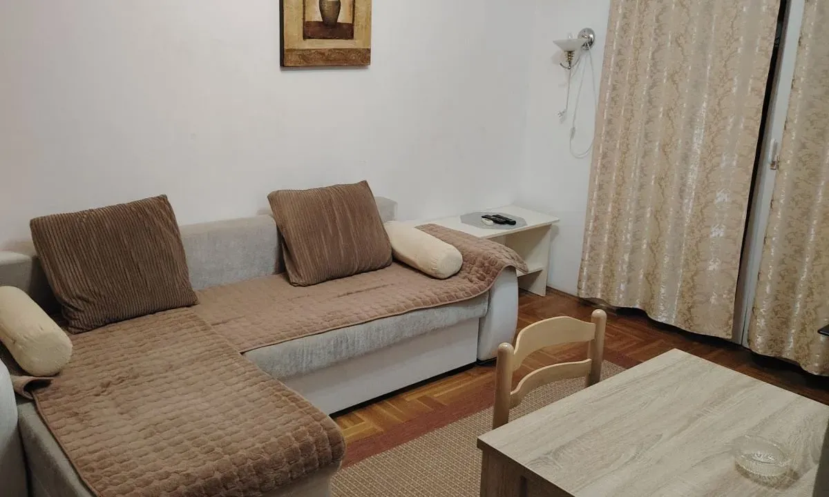 Rent, one bedroom apartment, 40m², Maine, Budva