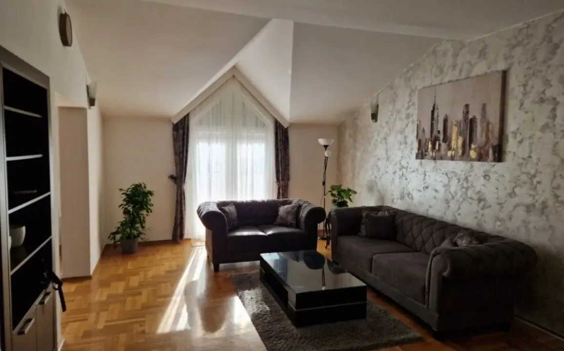 Izdavanje, dvosoban stan, 115m², Tološi, Podgorica