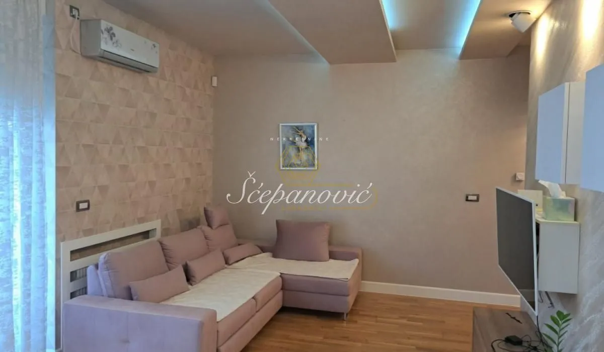 Prodaja, trosoban stan, 87m², Nova Detelinara, Novi Sad Sve Podlokacije