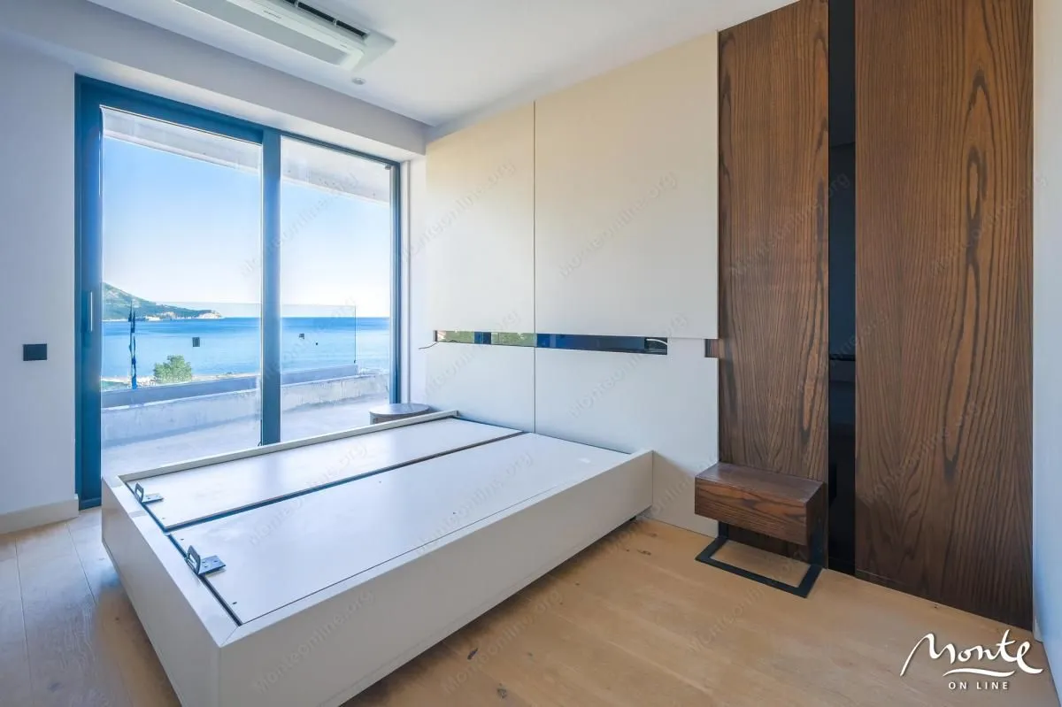 Sale, two bedroom apartment, 80m², Bečići, Budva