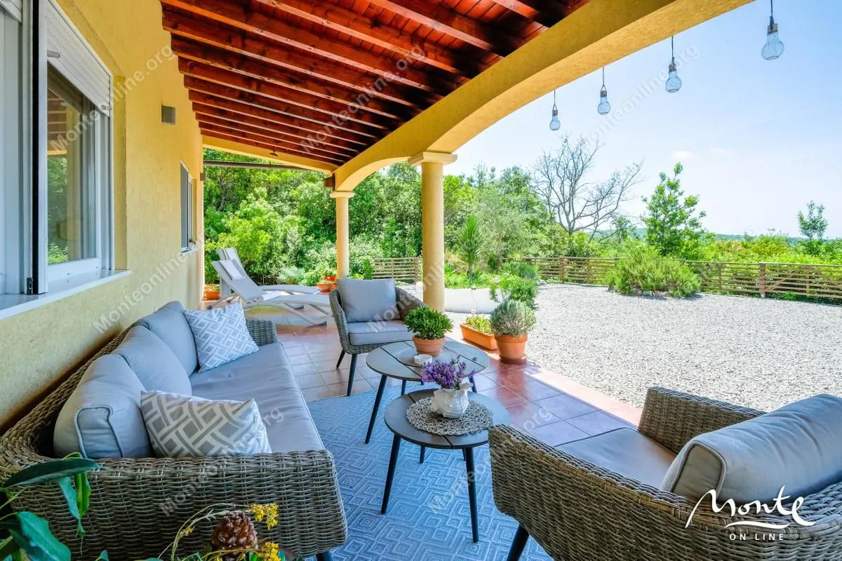 Prodaja, kuća, 177m², Krimovica, Kotor