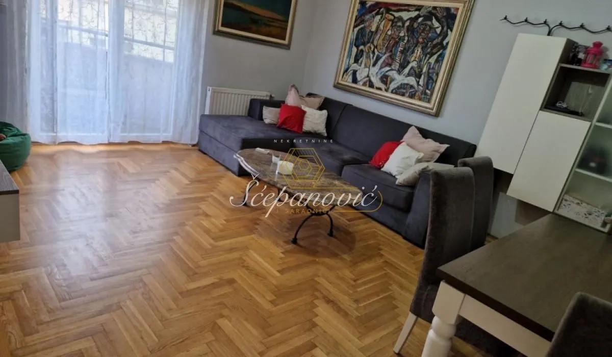 Prodaja, trosoban stan, 74m², Podbara, Novi Sad Sve Podlokacije