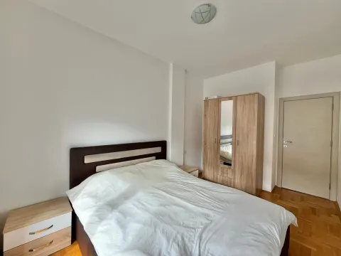 Rent, one bedroom apartment, 59m², Central Point, Podgorica - image 1099