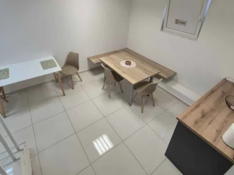 Izdavanje, poslovni prostor, 190m², City Kvart, Podgorica - image 13