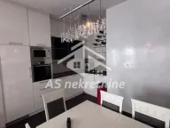 Izdavanje, četvorosoban stan, 105m², Savski Venac, Beograd - image 12