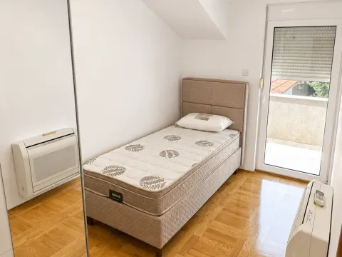 Rent, two bedroom apartment, 62m², Momišići, Podgorica - image 5