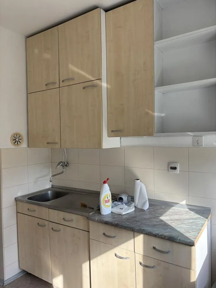 Rent, three bedroom apartment, 61m², Zemun Sve Podlokacije, Beograd