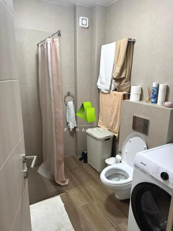 Prodaja, trosoban stan, 106m², Medijana, Niš